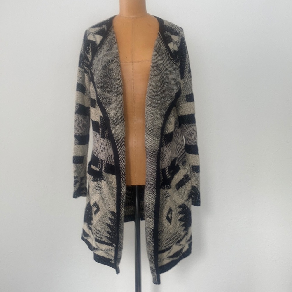 Lucky Brand open black and ivory geometric southwestern open cardigan duster